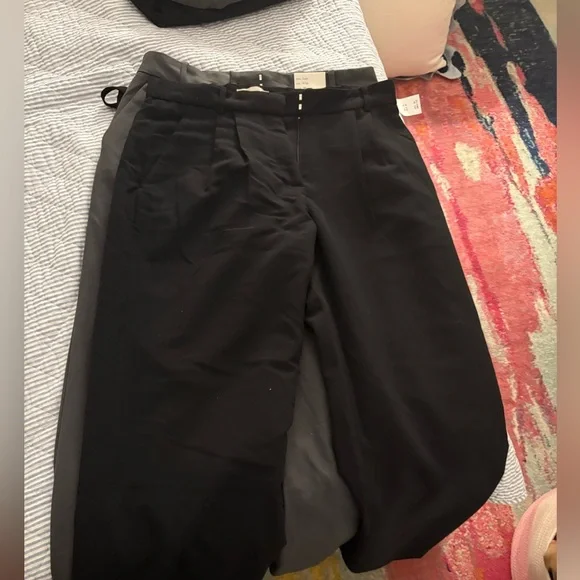 Abercrombie & Fitch Trousers (3 pairs) - Picture 10 of 11